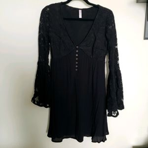 Lace Bell Sleeve 70s Style Mini Dress
